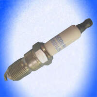 ZÜNDKERZE ORIGINAL GM AC Delco 41-110 Escalade...