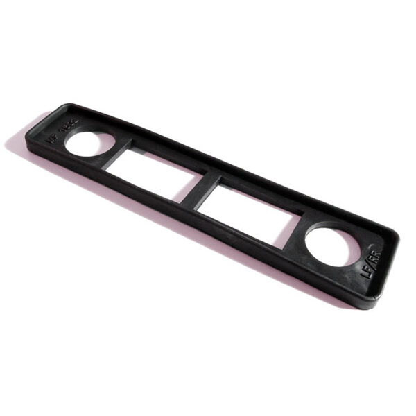 Roof rack pad. Fits left front or right rear. Replaces OEM# J5465666. Each.