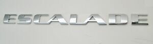 Tür Emblem ESCALADE chrom