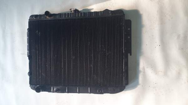Kühler Wasserkühler Chrysler 383 GEBRAUCHT Mopar Cordoba Charger Challenger Dodge Plymouth Radiator