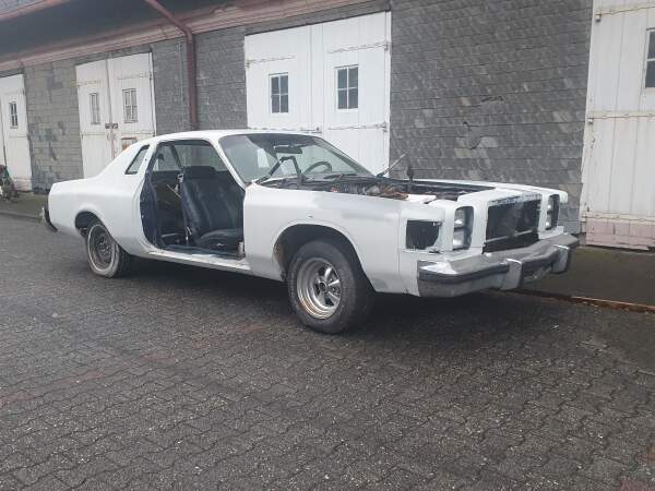 Chrysler Cordoba 79 Teileanfrage Button rechts. ? FRAGE ZUM ARTIKEL!